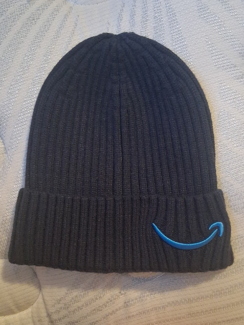 NEW Amazon Beanie extra soft, ribbed knit beanie with embrodiered Prime logo